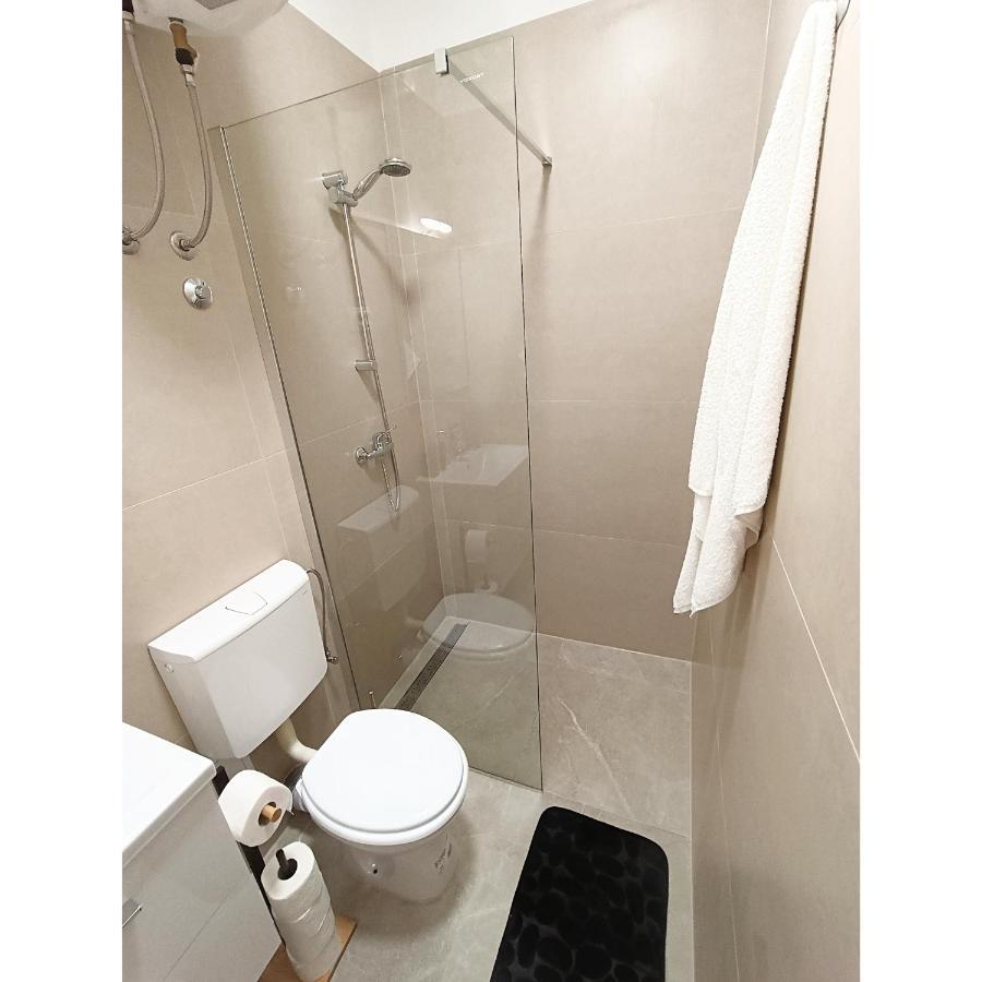 Studio Apartment Lee Σπλιτ Εξωτερικό φωτογραφία