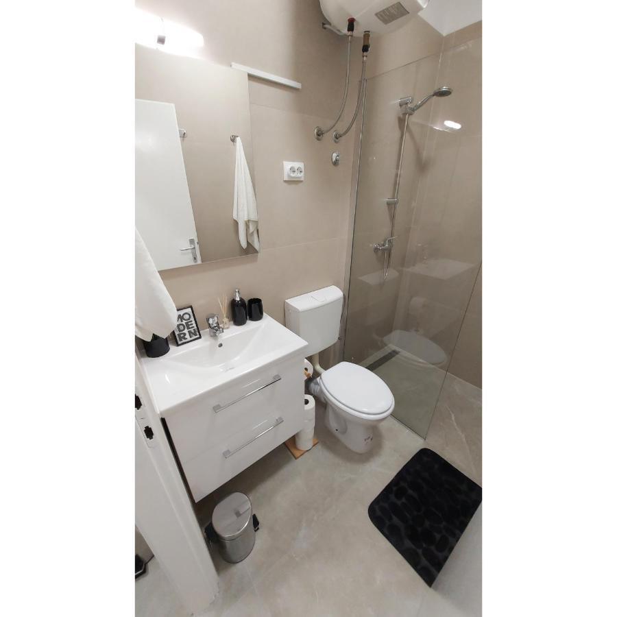 Studio Apartment Lee Σπλιτ Εξωτερικό φωτογραφία